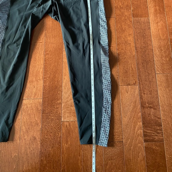 Oakley pants - Picture 7 of 9